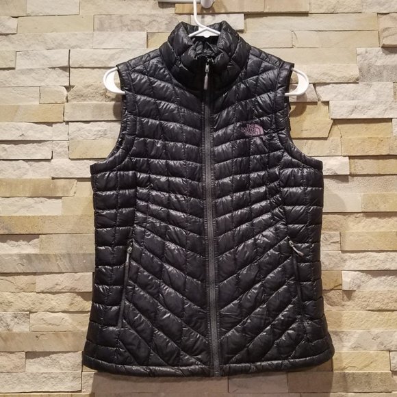 The North Face Womens Small Thermoball Puffer Vest Nano Puff Bubble Black Jacket